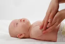 Как закаливать новорожденного